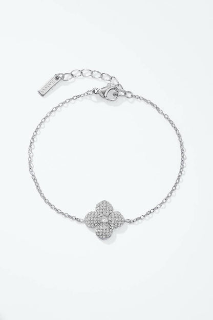 Bracelet chaîne trèfle pavé en acier inoxydable 324AQ536