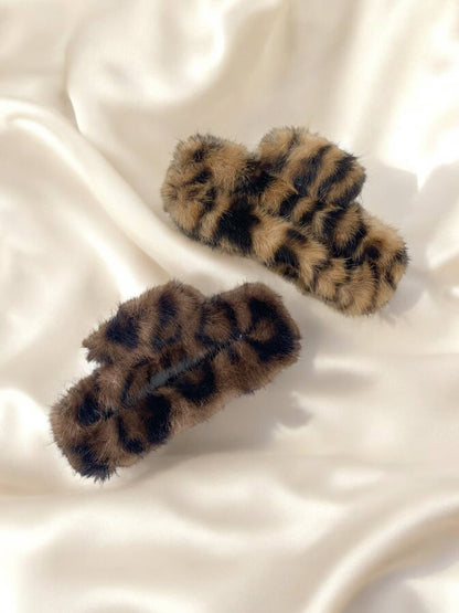 Leopard faux fur rectangular hair clip ZE08