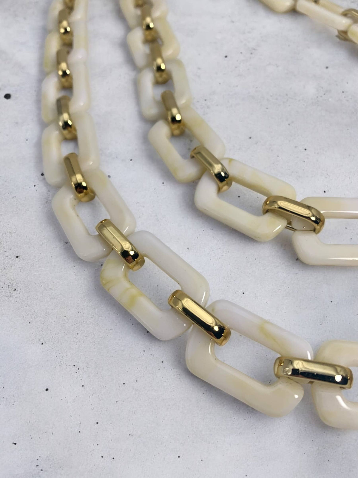 KY05 long phone chain