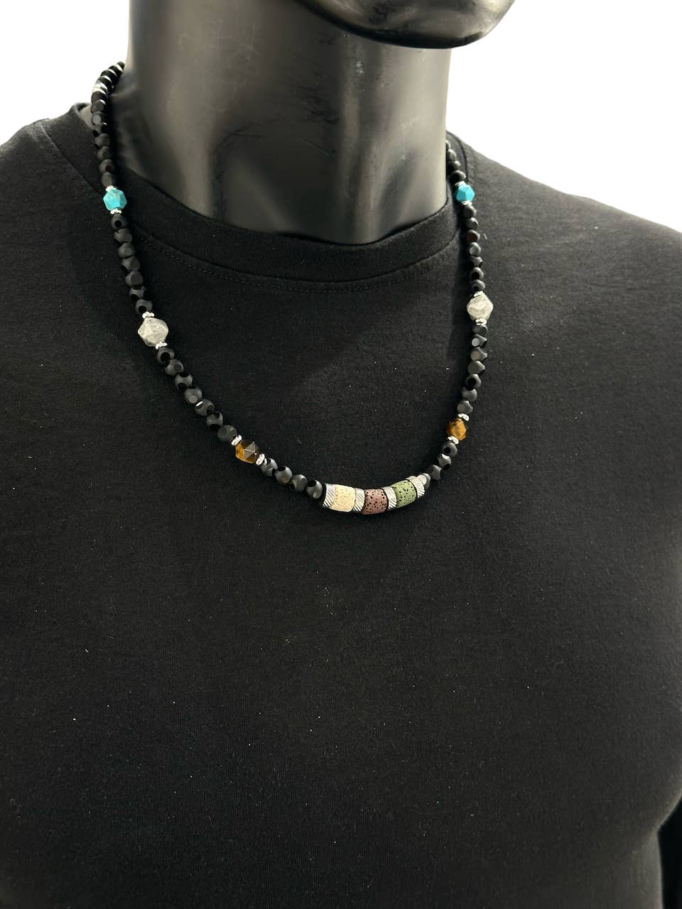 Collier en pierre naturelle 224DS11