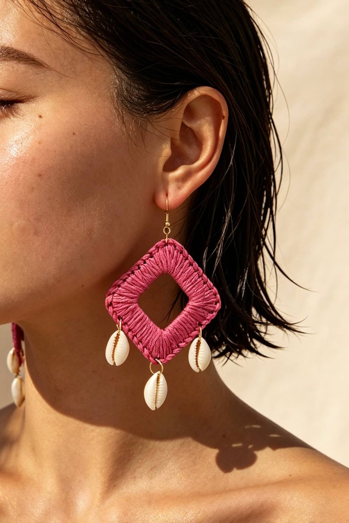 Boucles d'oreilles en paille avec puce acier 124NN04