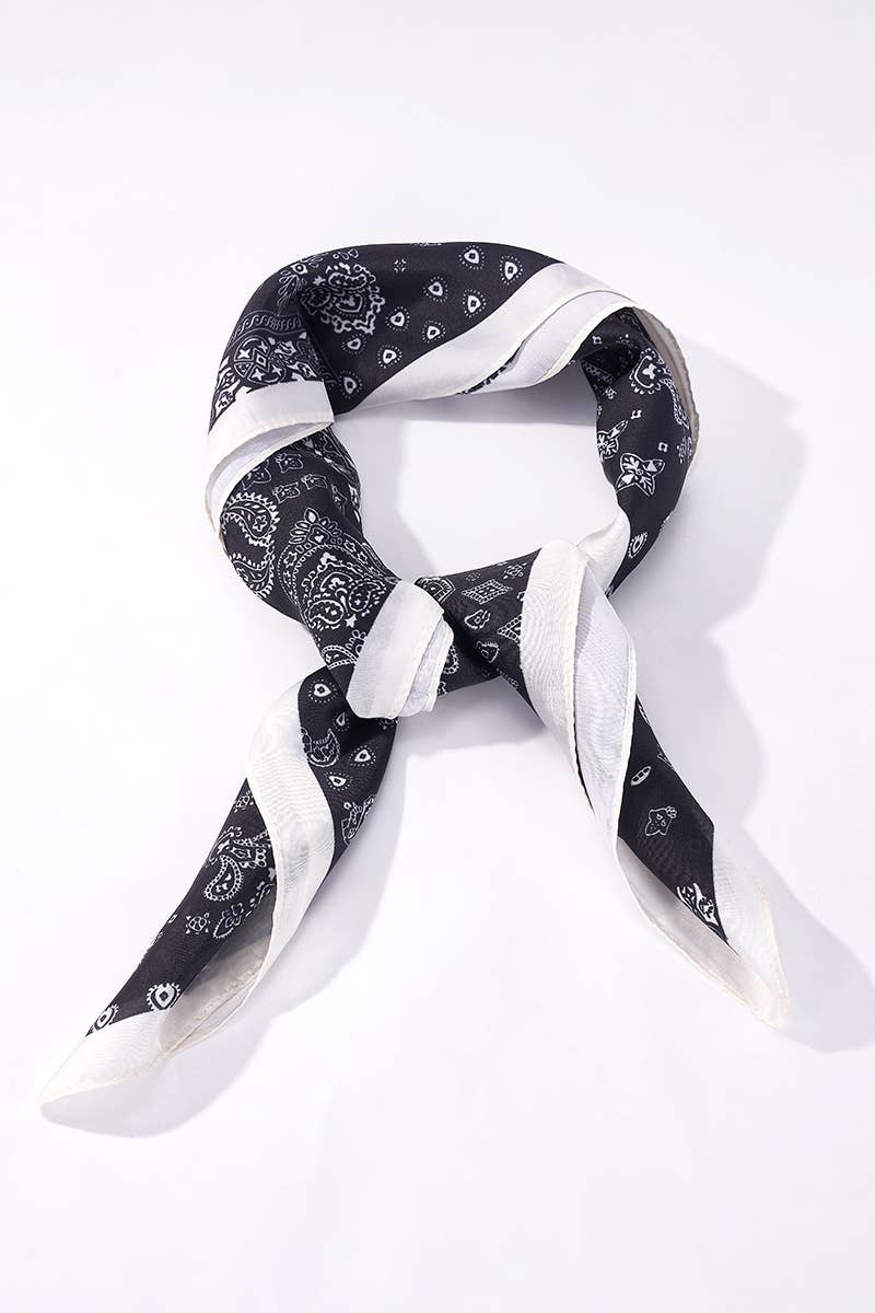 Foulard à motif 65 X 65 CM FL398DF