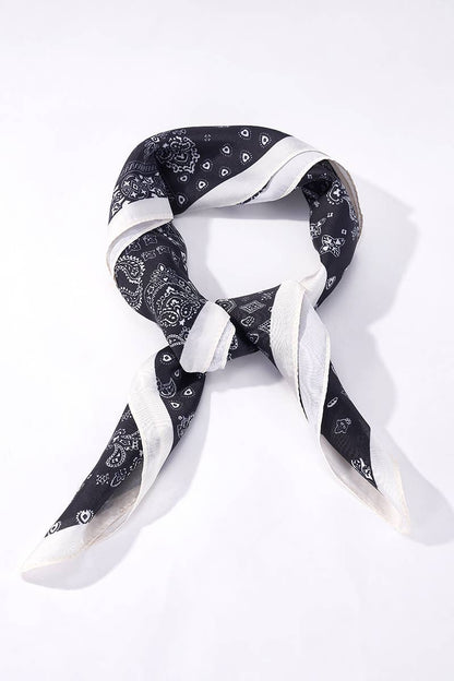 Foulard à motif 65 X 65 CM FL398DF
