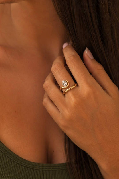 Intertwined stainless steel solitaire ring 424AQ348