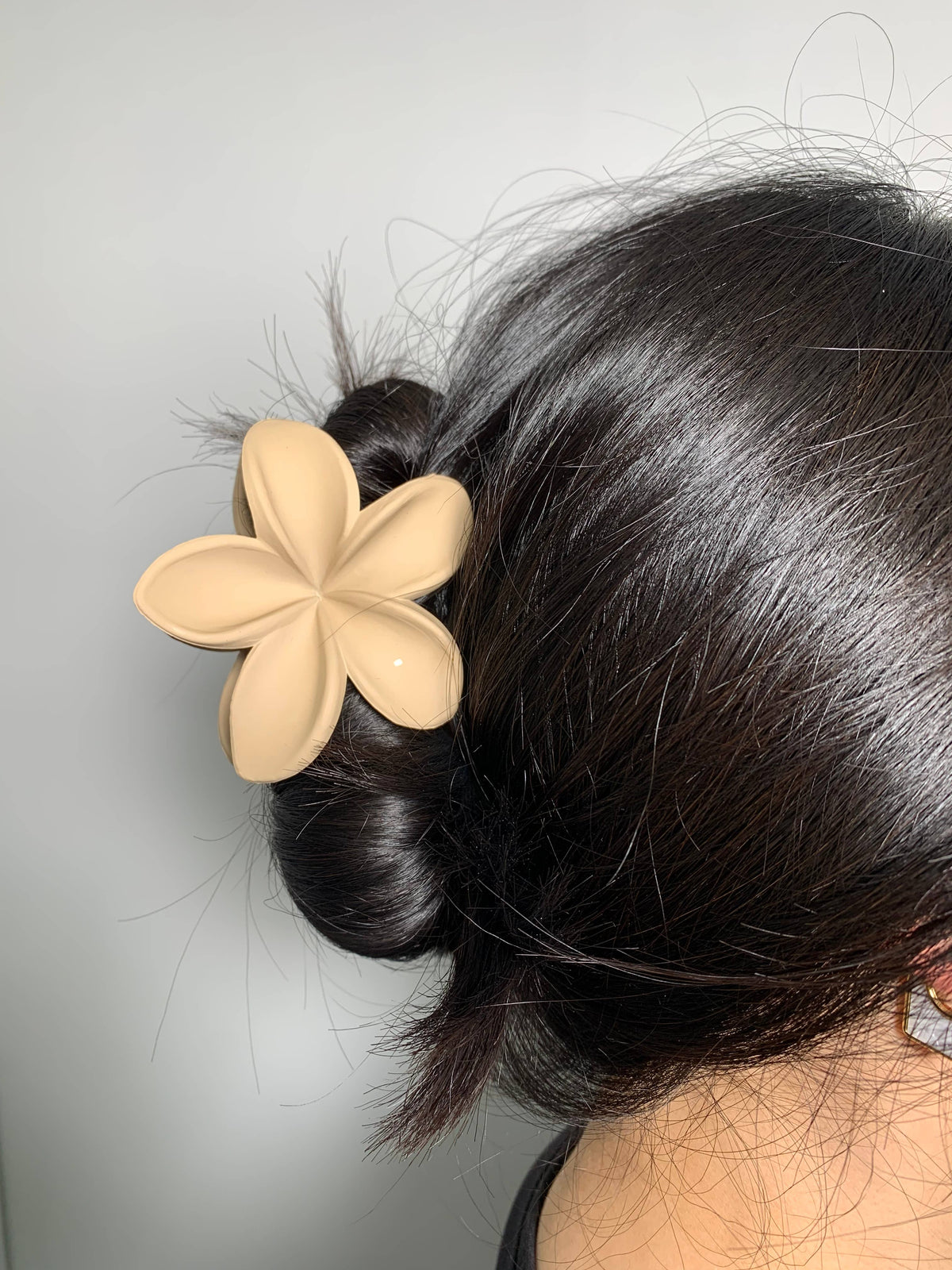 YH03 flower-shaped hair clip