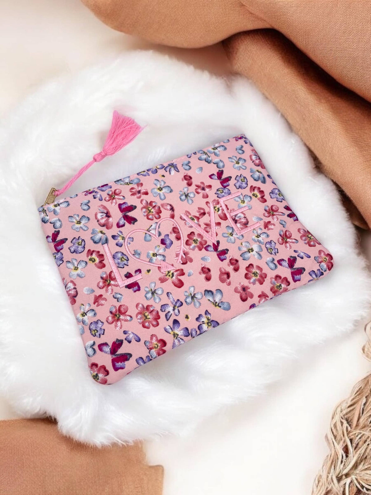 Floral "love" makeup bag 20x15cm CY07