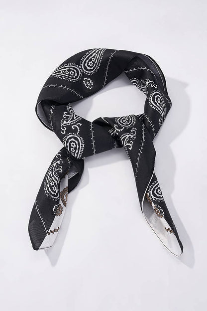 Foulard à motif 65 X 65 CM FL382DF