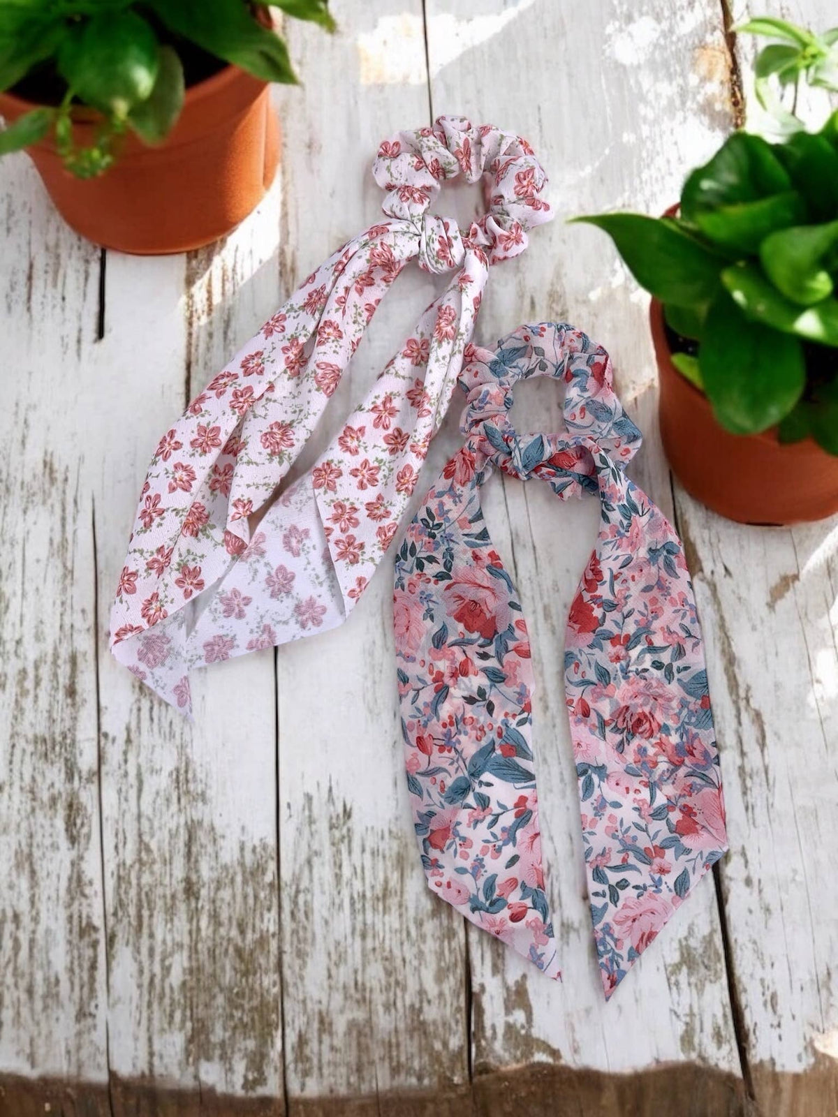 Floral print ribbon scrunchie FQ27