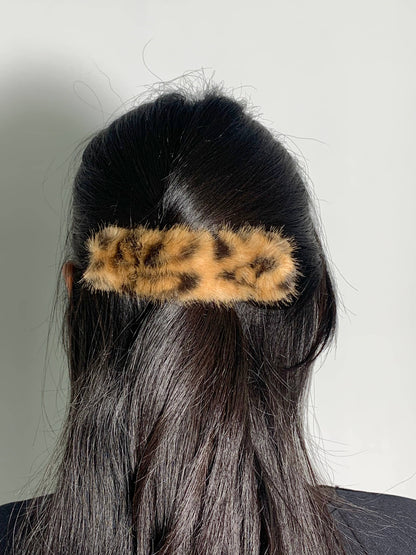 Pince à cheveux léopard en fausse fourrure ZE05