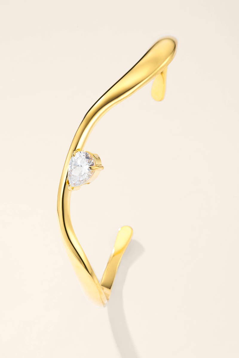 Wavy stainless steel bangle bracelet with zircon 324AQ553