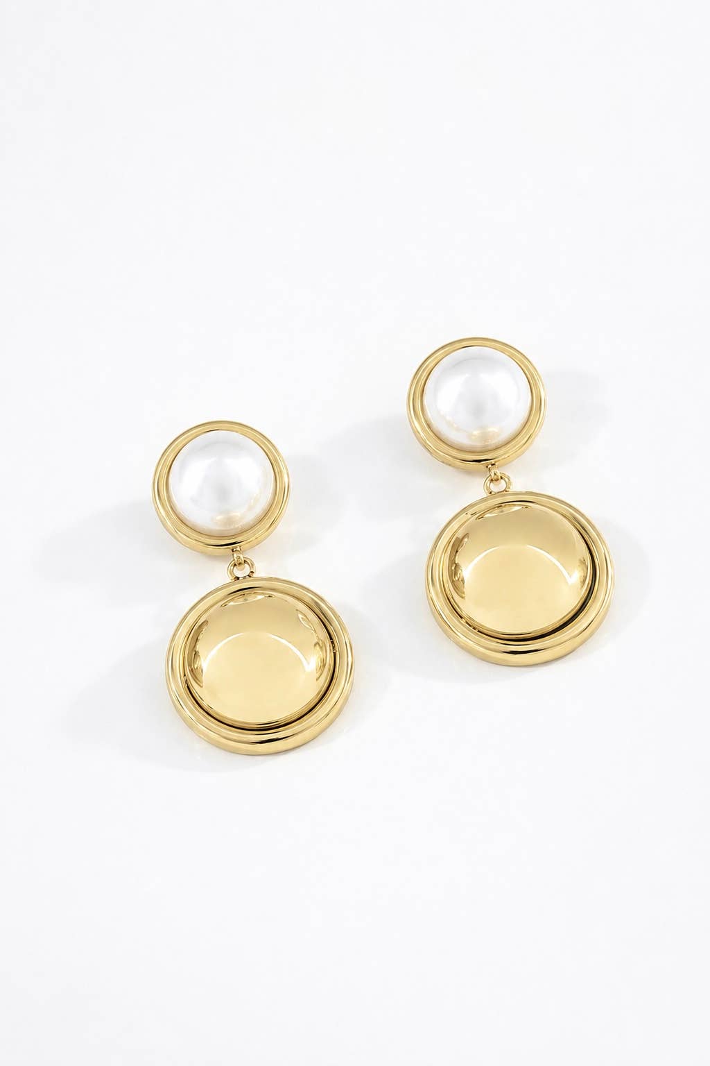 Boucles d’oreilles pendantes rondes perle en acier 124AQ325