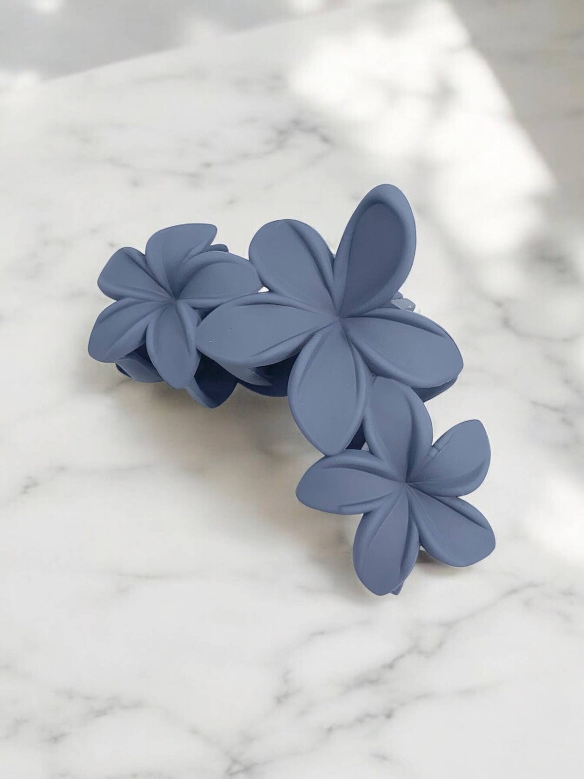 Flower-shaped hair clip YH21