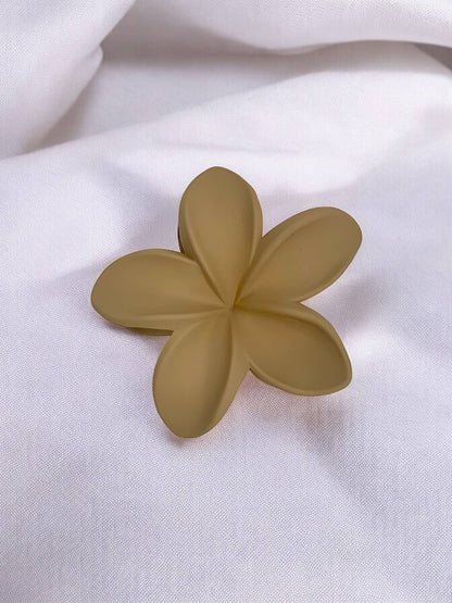 YH03 flower-shaped hair clip