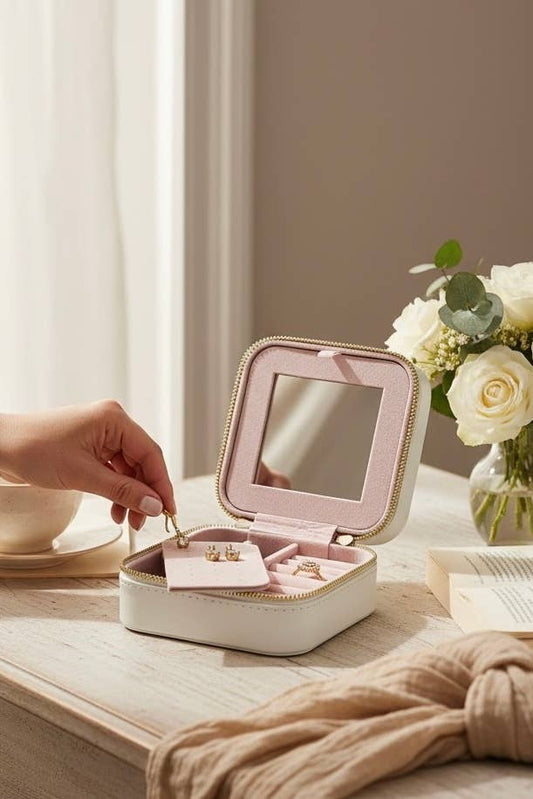 Boîte à bijoux avec miroir RY32
