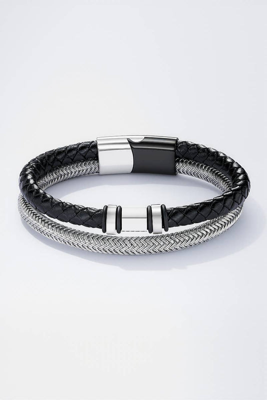 Bracelet en cuir et en acier inoxydable 324OP87