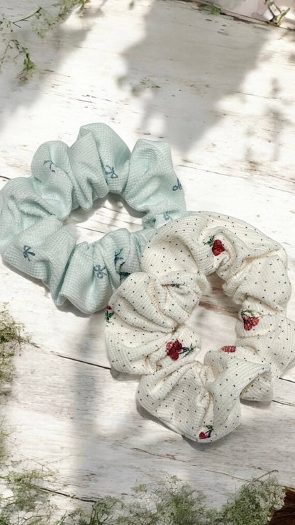 Patterned scrunchie (10cm) FQ28S