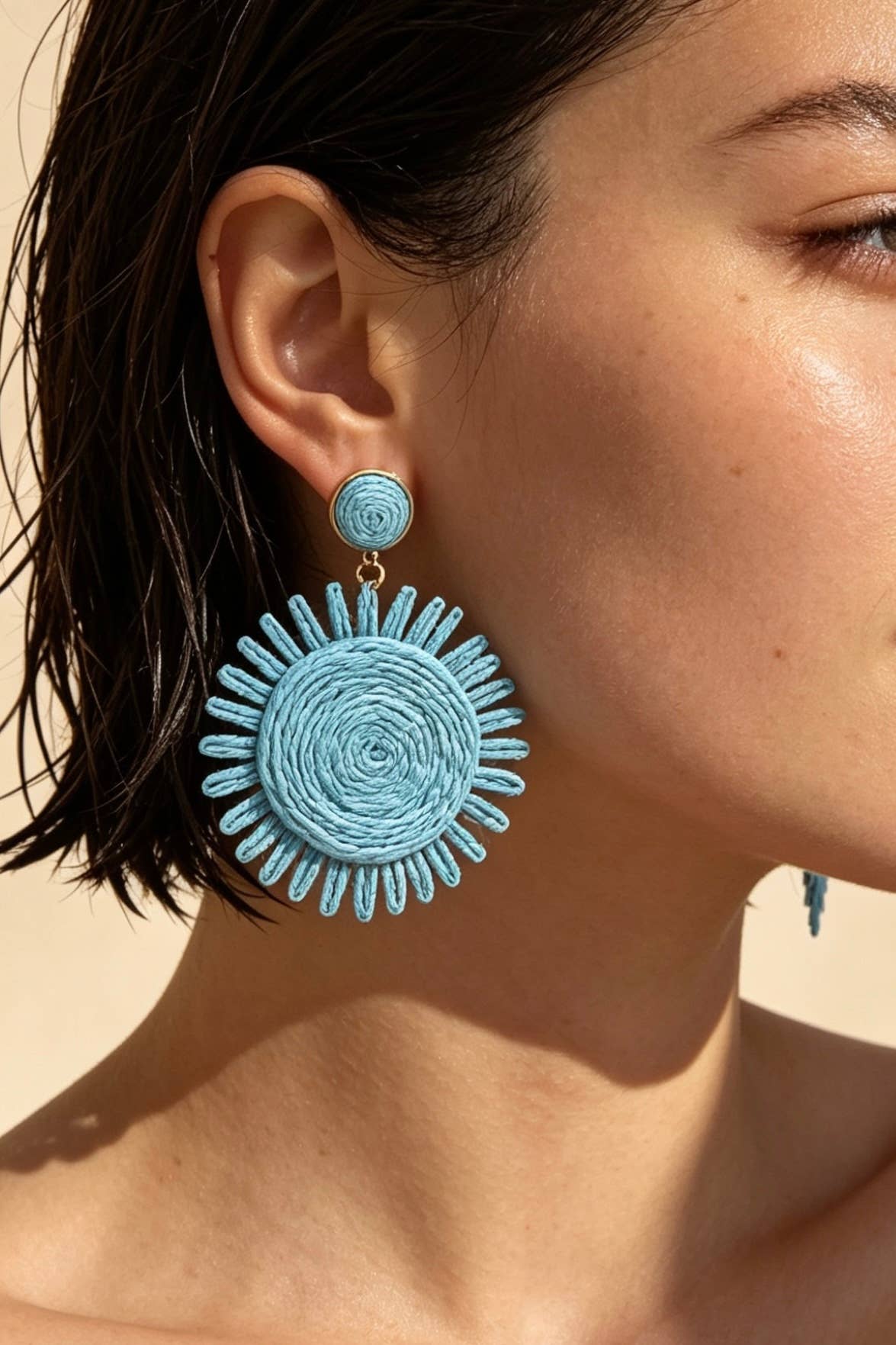 Boucles d'oreilles en paille avec puce acier 124NN07