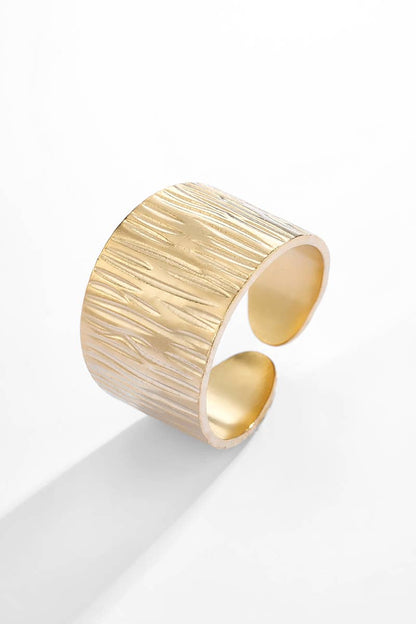 Bague texturée en acier inoxydable 424YC50