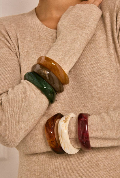 Resin bangle bracelets 324JJ05