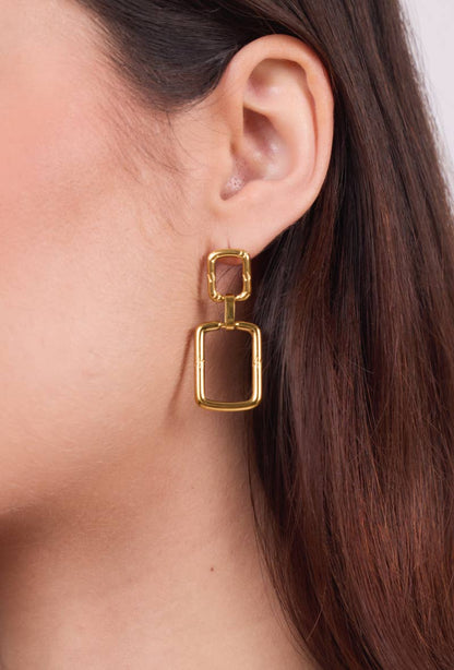 424CA38 stainless steel drop earrings
