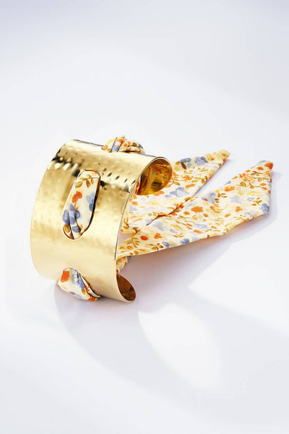 Stainless steel bangle bracelets with scarf 324JJ03