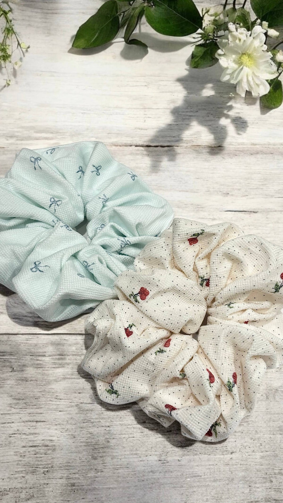 Patterned scrunchie (15cm) FQ28M
