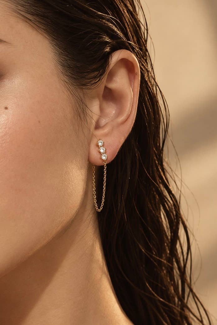 Boucles d’oreilles zircons alignés en acier 124AQ761