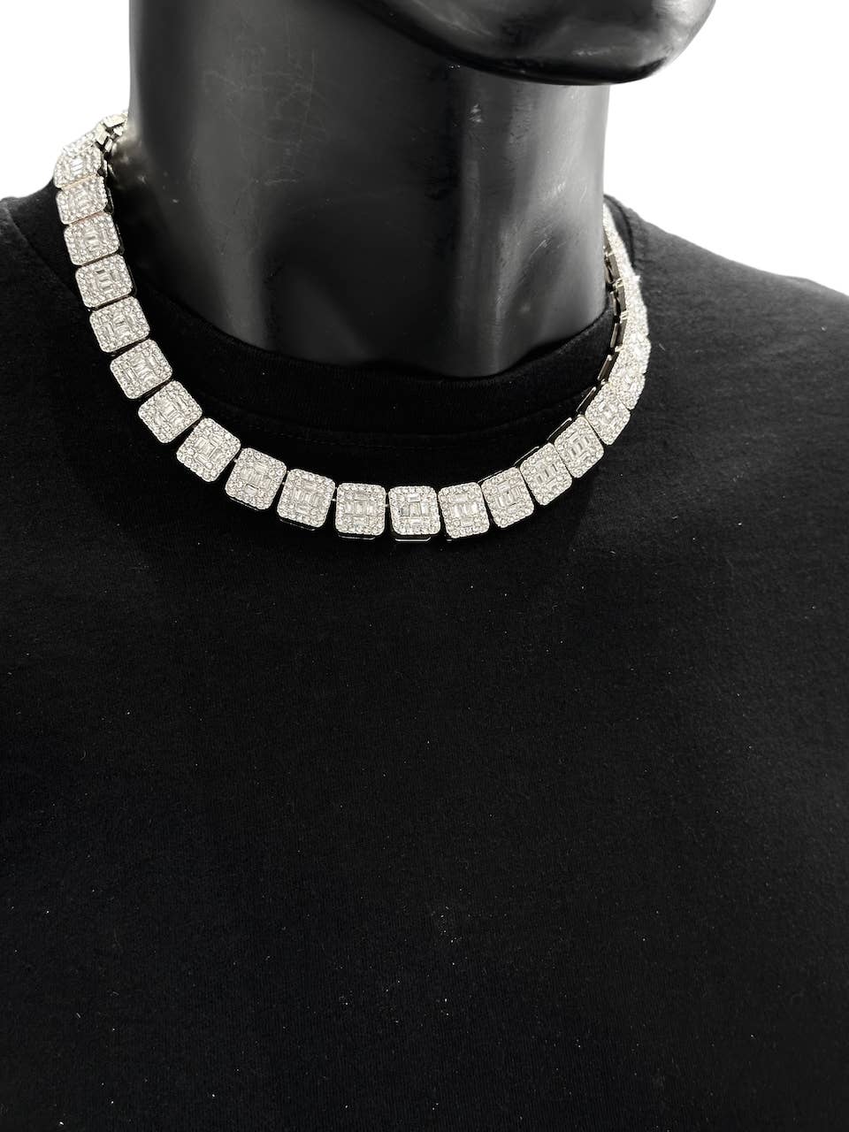 Collier en alliage 224KL28S-2
