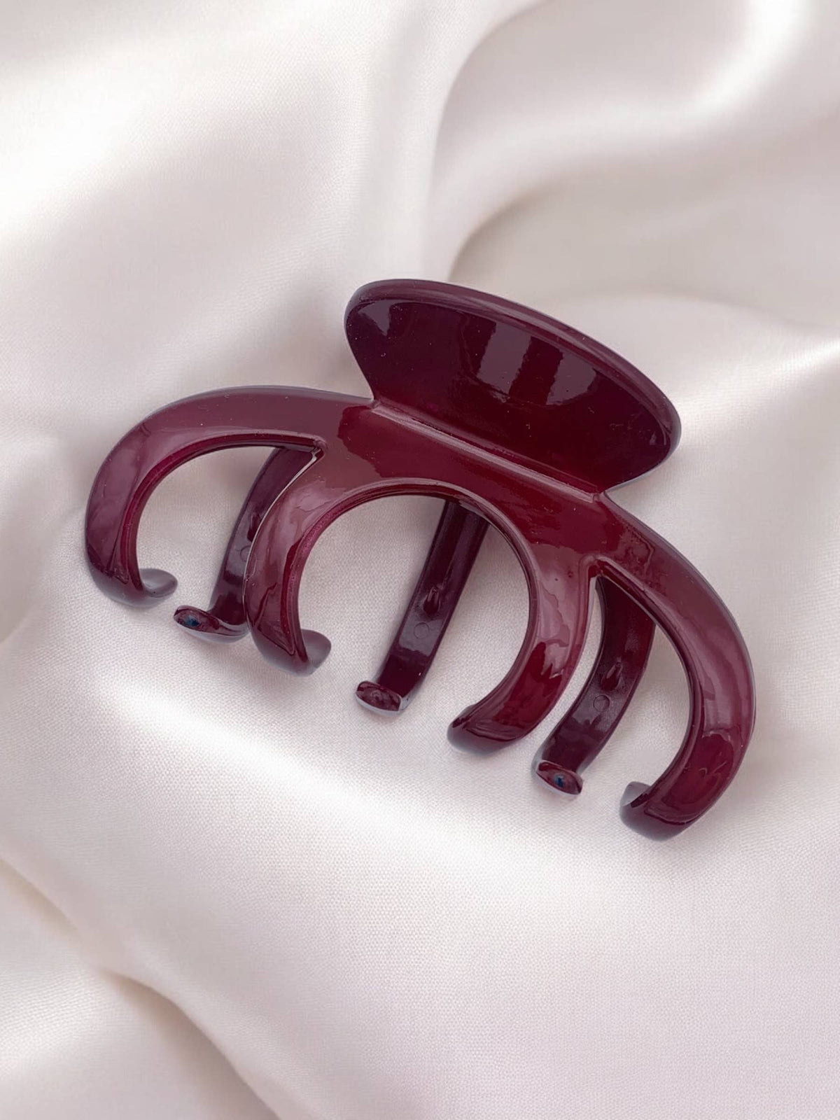 QG04 Varnish hair clip