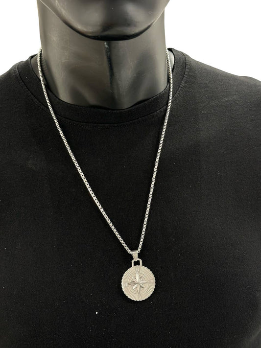 Collier en acier inoxydable 224OP11