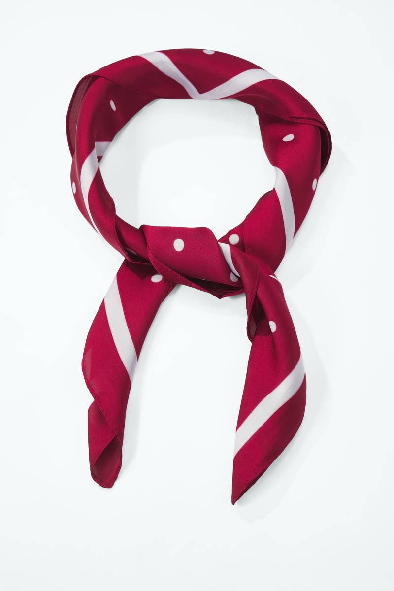 Patterned scarf 70 x 70 cm FL56