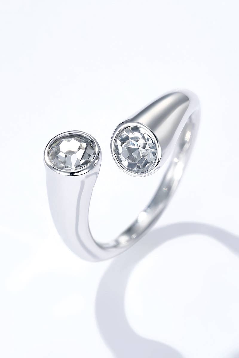 Bague enlacée étincelante en acier inoxydable 424AQ137