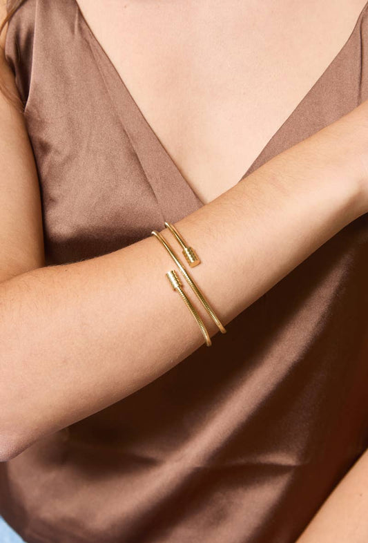 Stainless steel bangle bracelet 324AQ69