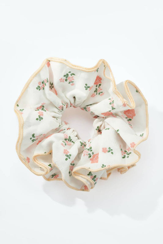 Ruffled pink floral scrunchie FQ235XQ