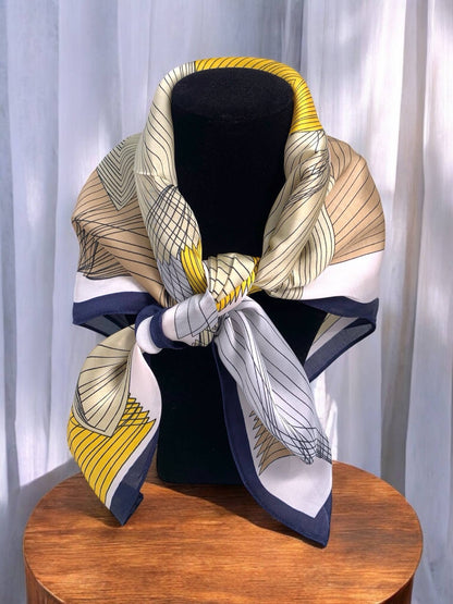 Foulard carré en satin FL05