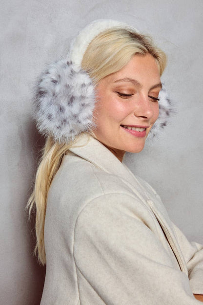 CC06 Faux fur leopard print earmuffs