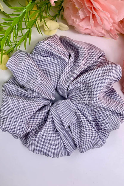 Houndstooth Scrunchie FQ78