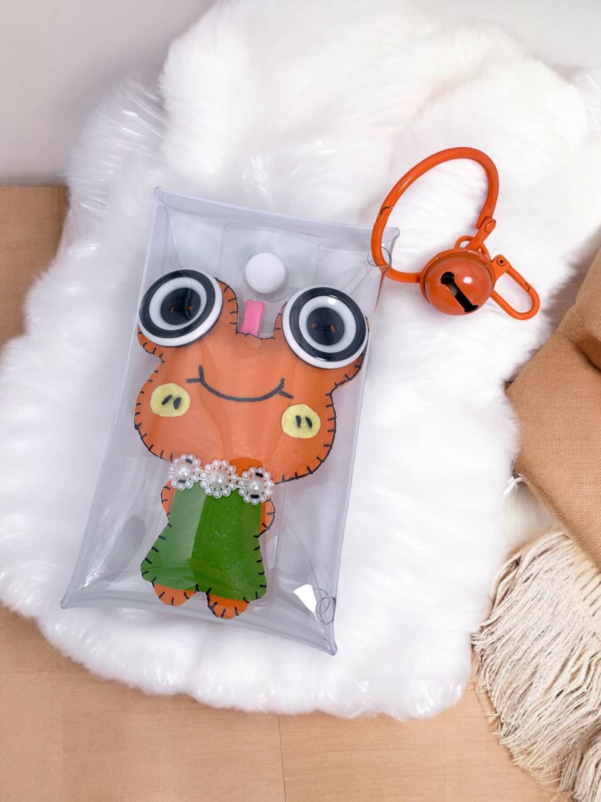 Plush keychain with bell JSG63