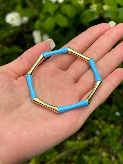 Colored elastic bracelets 324CP09