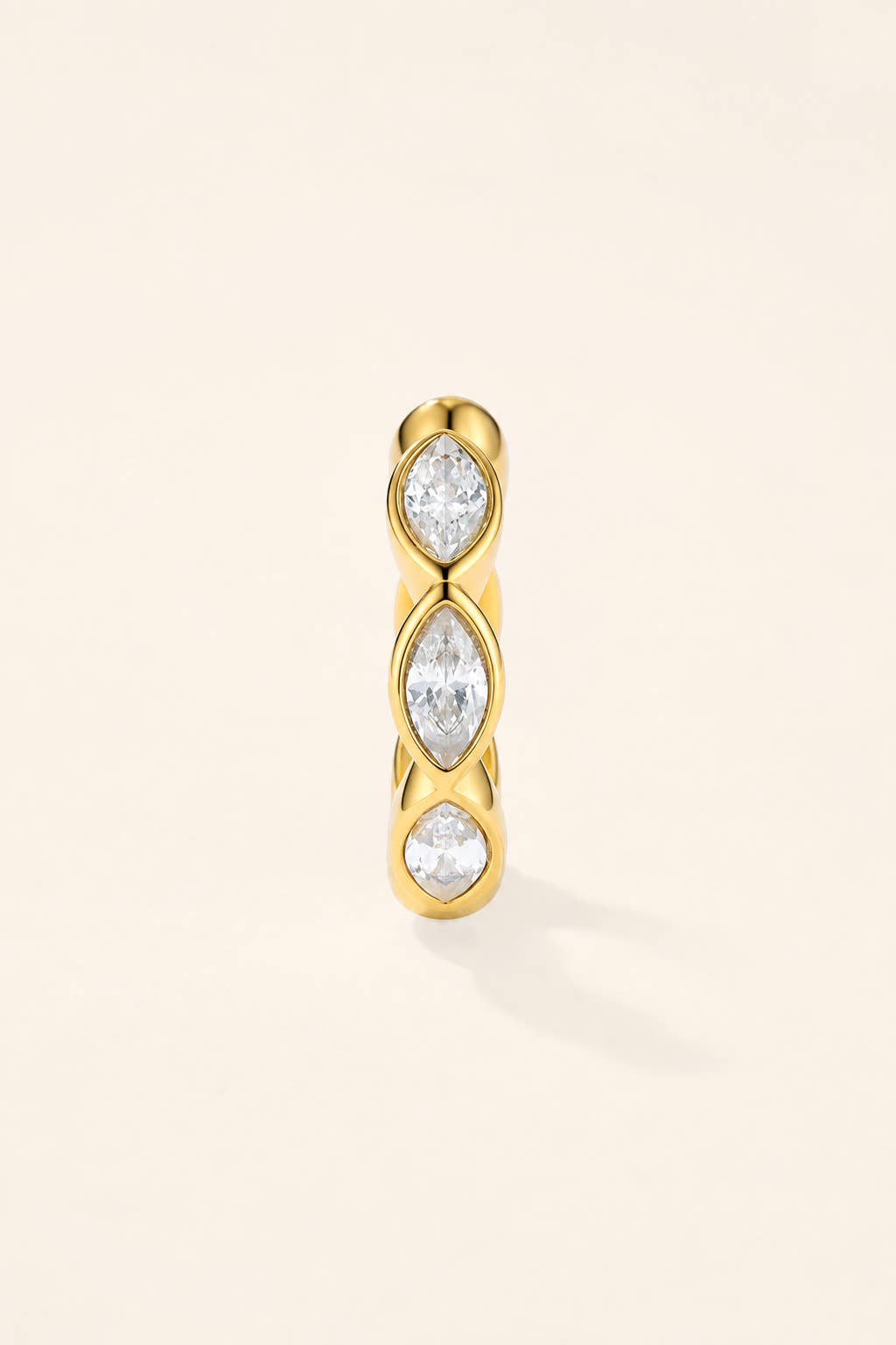 Earcuff serti zircons marquises en acier inoxydable 124AQ831