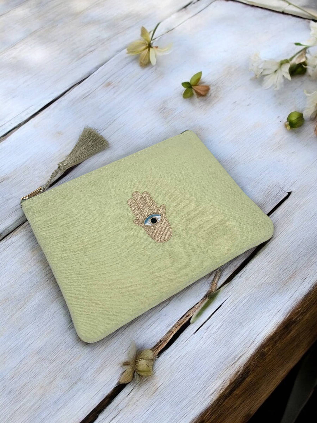 Trousse à maquillage main avec œil 20x15cm CY05