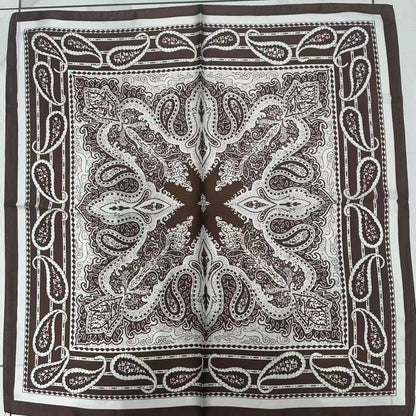 Foulard à motif 70x70 cm FL35