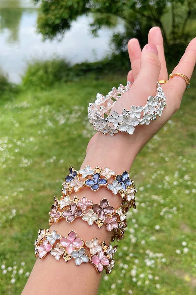 Colorful elastic flower bracelet 324CP22