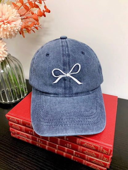 Denim cap with embroidered bow MJ06