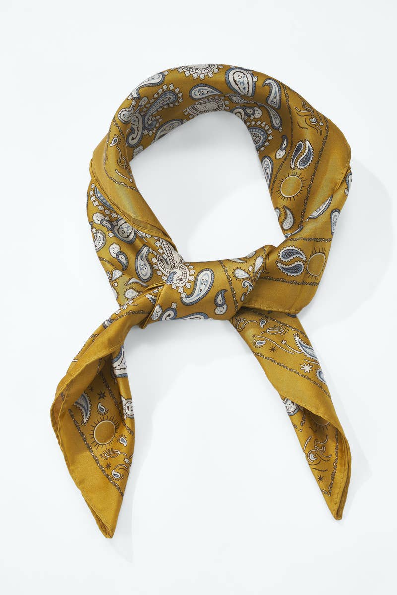 Patterned scarf 70 x 70 cm FL62