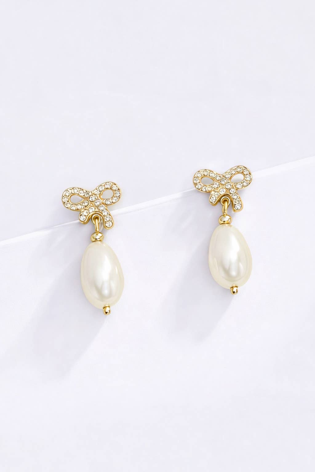 Rhinestone and beaded earrings 124AQ67