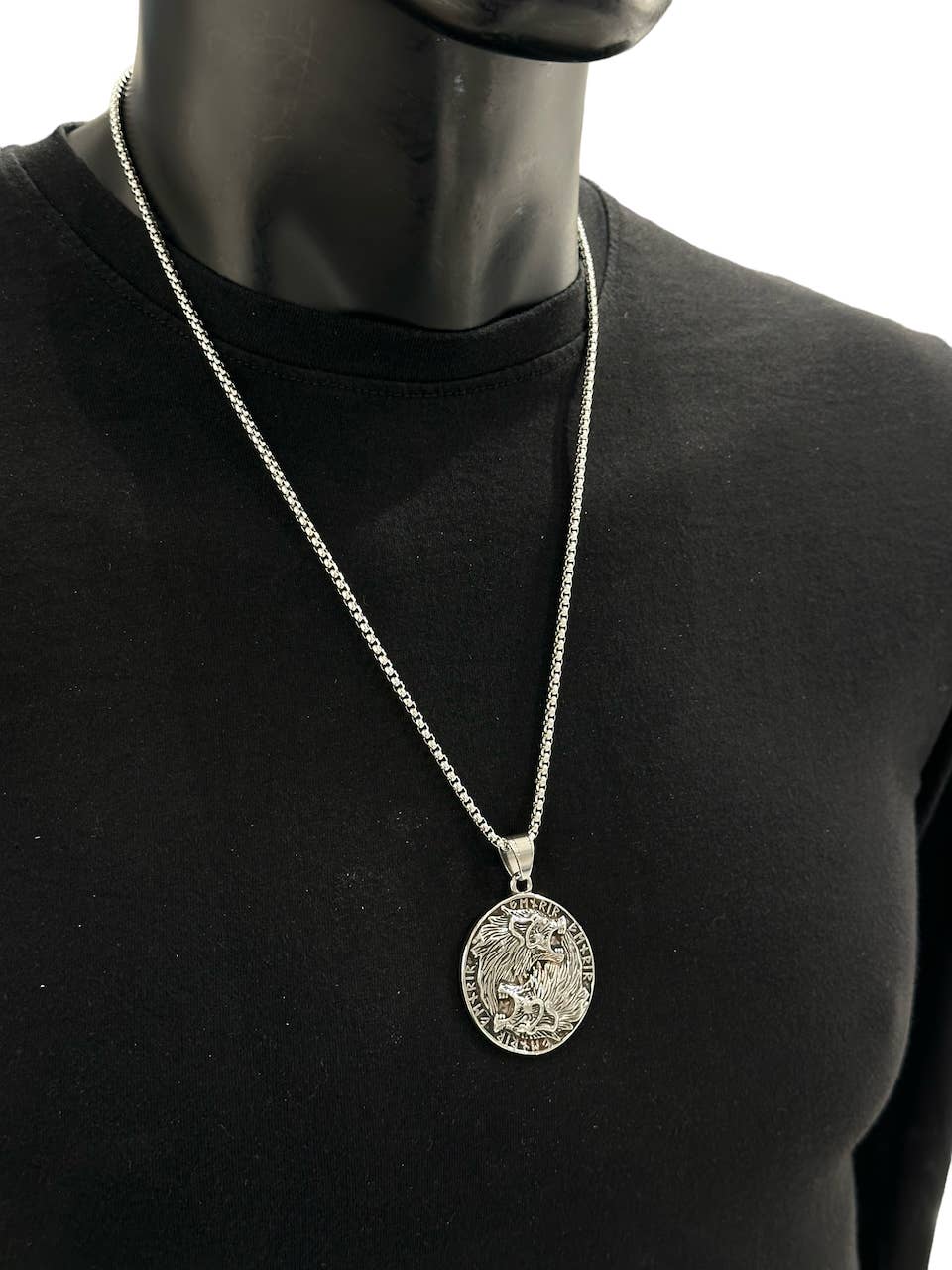 Men's stainless steel pendant 224TG07
