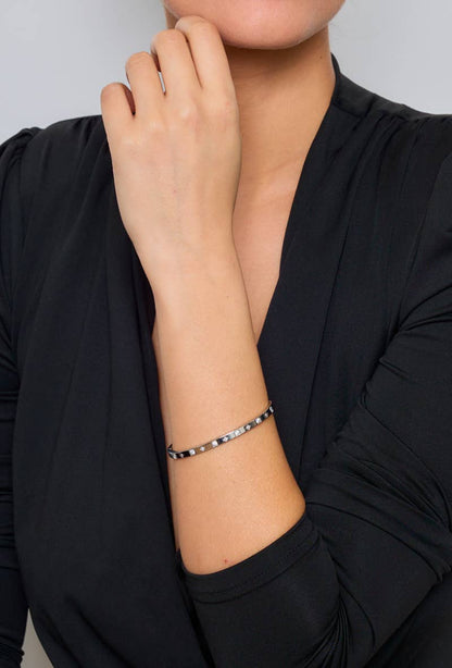 Bracelet jonc strassés en acier inoxydable 324AQ31