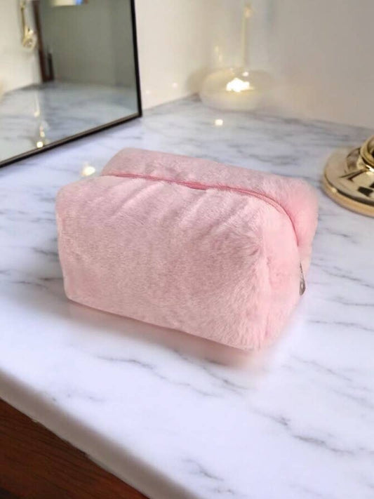 Faux fur pouch (20x13cm) CY23