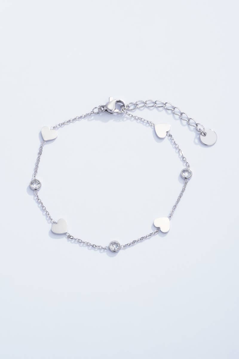 Bracelet fin avec cœurs et strasses 324AQ10